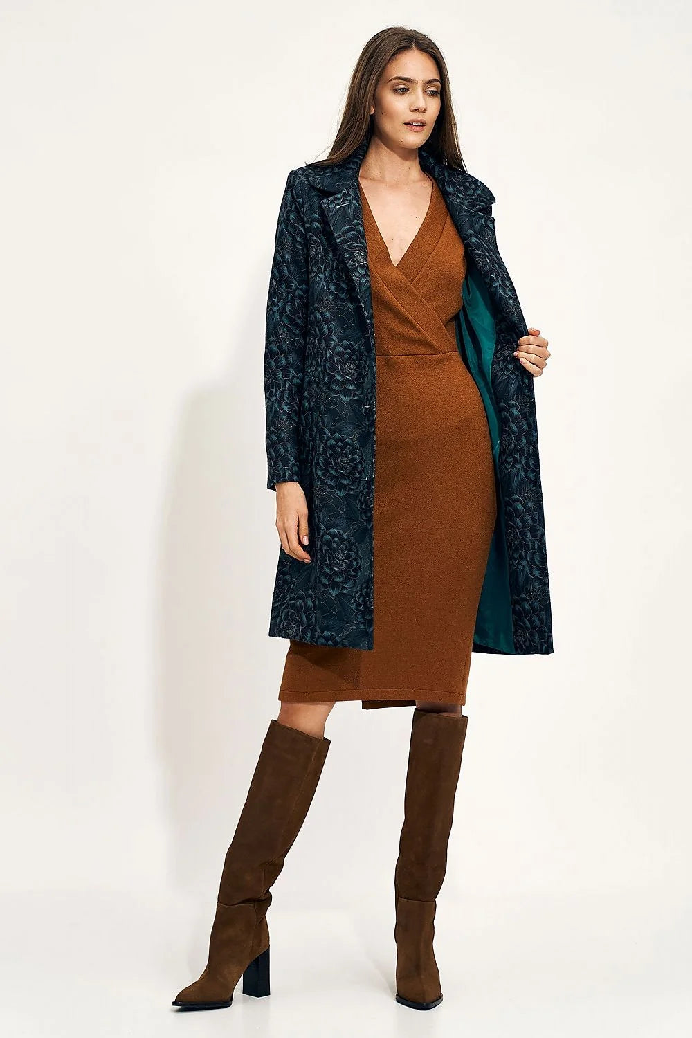 Manteau pour femme élégant coupe droite motif floral navy bleu et noir manches longues boutons noirs poches latérales taille ajustable