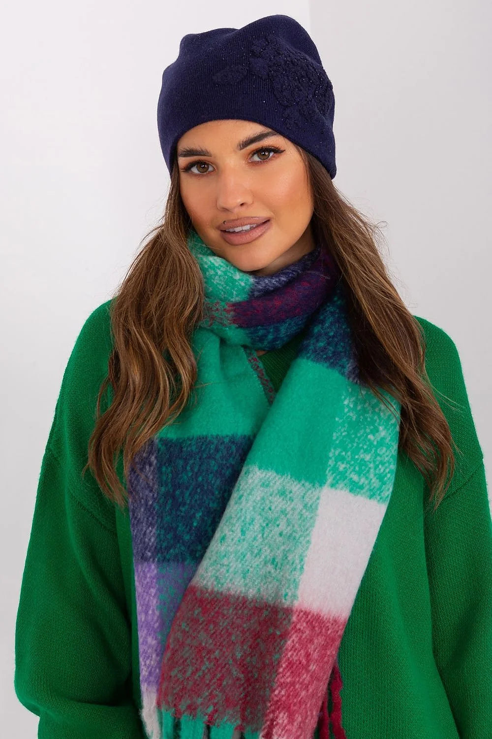 Ensemble hiver femme bonnet écharpe pull coordonné cachemire laine acrylique bleu marine vert floral carreaux franges