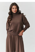 pull col roulé femme oversize épaules tombantes maille tricotée brun chocolat côtelé poignets bords côtes miépais automne hiver doux respirant