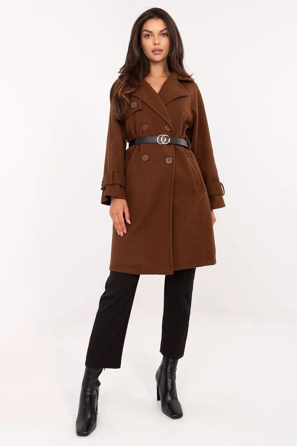 manteau femme long double boutonnage laine marron col revers coupe droite raffinée ajustable ceinture noire boucle poches latérales