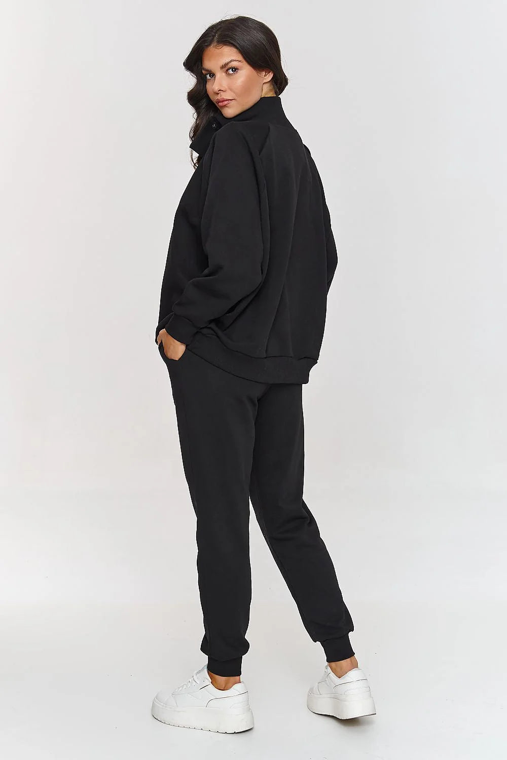 ensemble Makadamia noir femme sweatshirt col montant boutons pression jogger slim oversize raglan côtelé poches latérales molleton doux