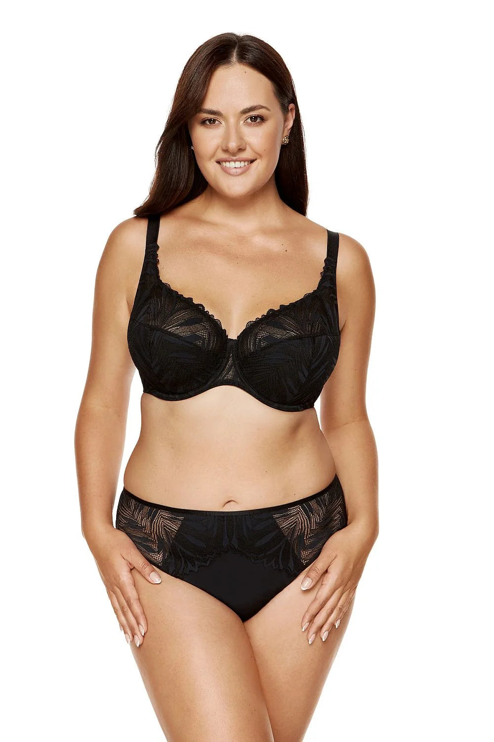Soutien-gorge balconnet dentelle noire Gorteks culotte assortie asymétrie mammaire confort femme