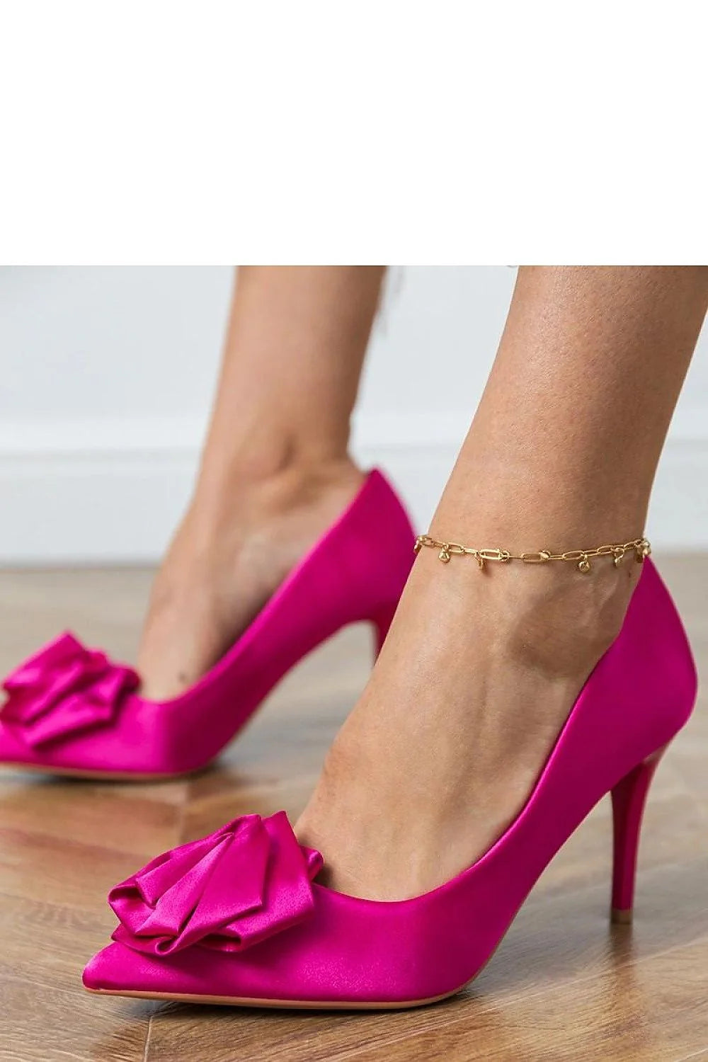 escarpins satin fuchsia bout pointu rosace plissée décorative talon aiguilles 9cm élancé satinée semelle cuir écologique confort soirée