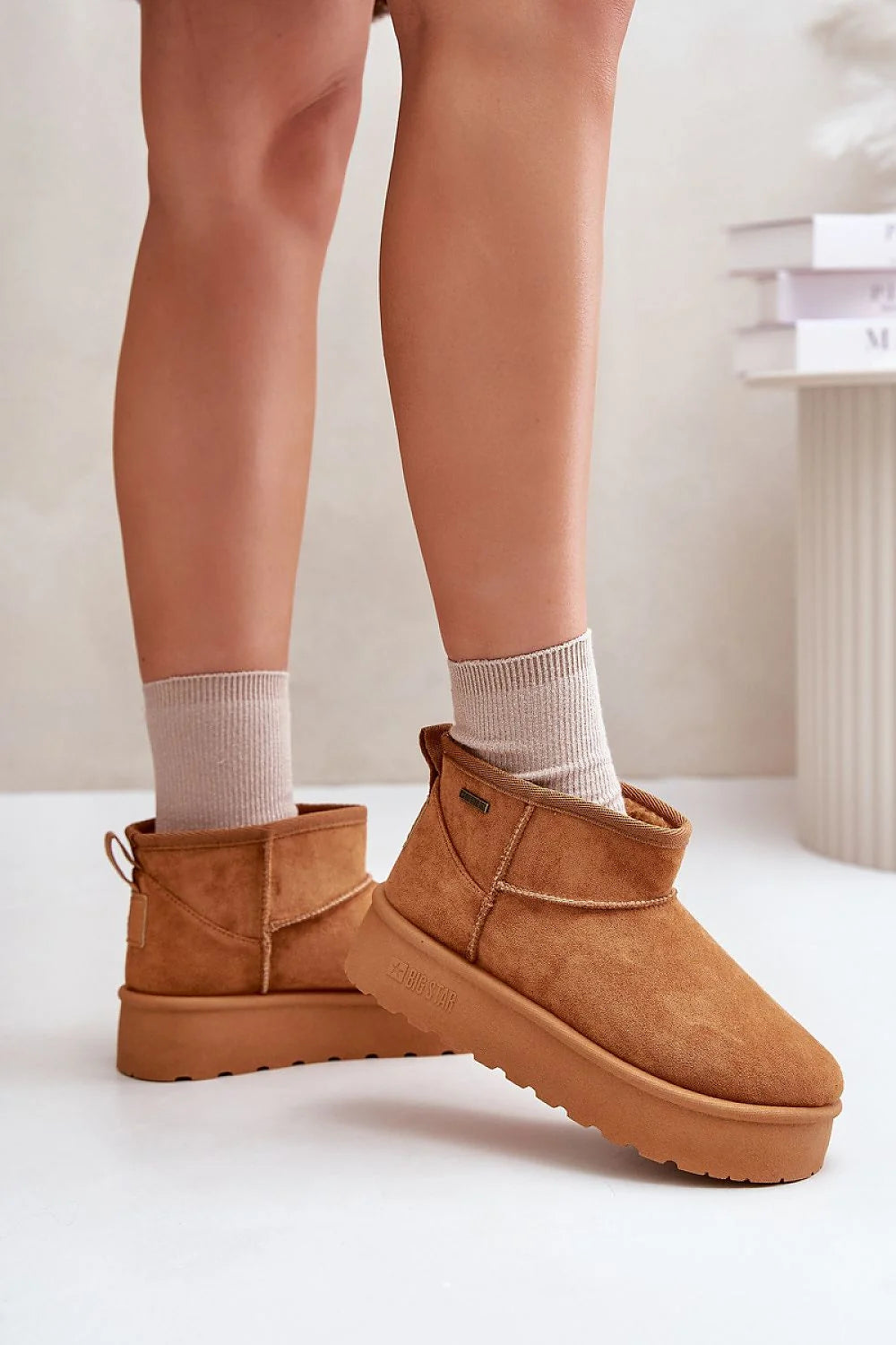 Bottines suède écologique style décontracté confort moderne marron camel semelle épaisse hiver femmes élégantes