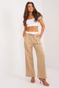 pantalon palazzo femme taille haute ceinture élastiquée cordon serrage beige sable tissu fluide fines rayures poches italiennes pinces décoratives élasthanne