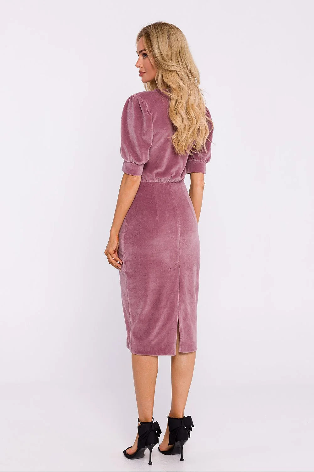Robe de jour élégante en velours doux couleur mauve manches mi-longues encolure ronde dos fendu femmes