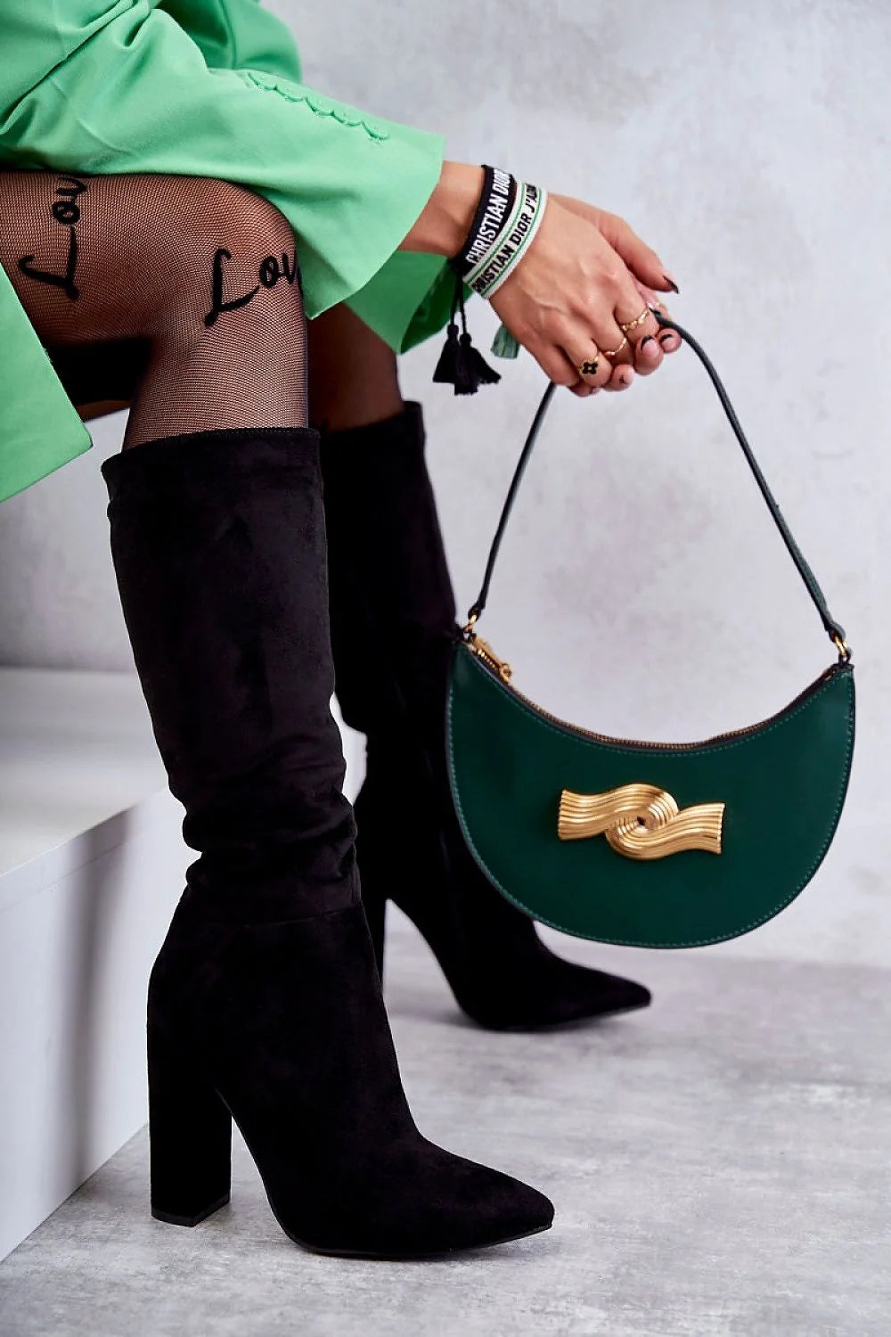 Bottes à talons stiletto en cuir suédé noir, design élégant, taille ajustable, cuisse, style classique, occasion多种, femmes, mode, accessoires