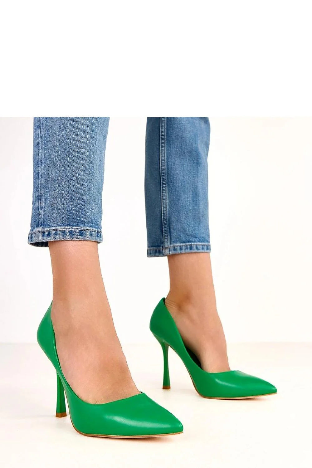escarpins femme vert émeraude cuir écologique bout pointu talon aiguille 11cm élancé silhouette féminine minimal chic confort semelle synthétique slipon