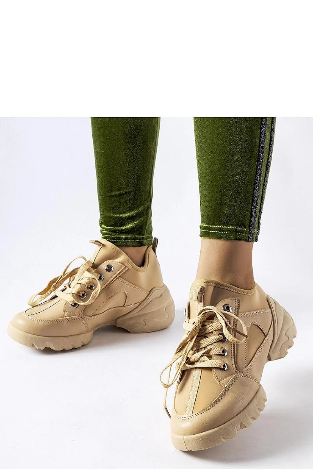 Baskets Solea femmes design moderne sport-chic couleur beige polyvalente tige montante lacets métal occasion quotidienne soirées