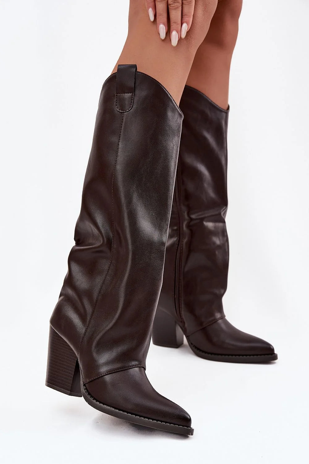 bottes femme western simili cuir marron foncé montantes tige genou talon colonne stable confortable bout pointu