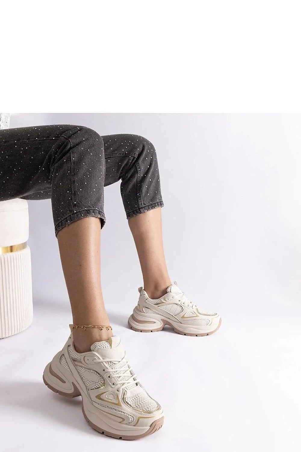 Baskets tendance femme beige crème semelle massive cuir synthétique maille respirante style urbain moderne basse confort