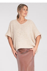 Pull femme oversize maille bouclée coupe boxy manches courtes encolure V écru crème chenille douce bordcôtes tombant hanches cocooning décontracté