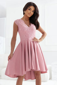 Robe de soirée élégante en dentelle rose pastel sans manches V-neck asymétrique fluide pour mariage communion