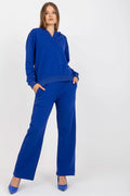 Ensemble Fancy pour femme en bleu vibrant, haut ample en V, pantalon droit élastique, accessoires assortis