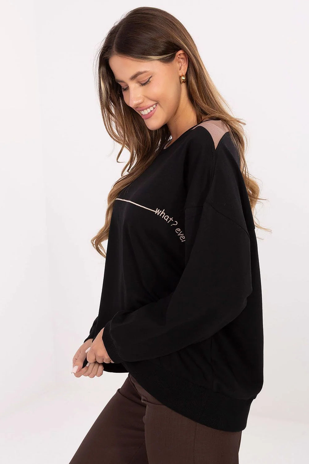 sweatshirt femme oversize noir col rond manches longues coupe boxy épaules tombantes molletonné coton polyester broderie