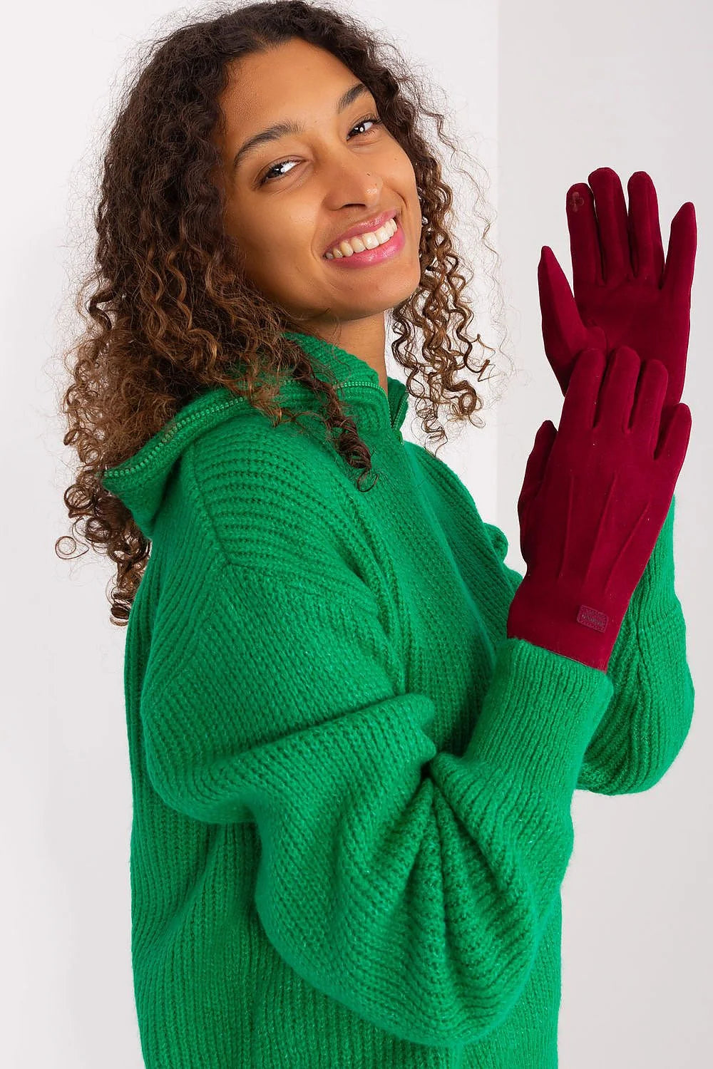 Gants élégants pour femmes en bordeaux tissu lisse isolé patchs décoratifs fleur brodée index coton élasthanne polyester