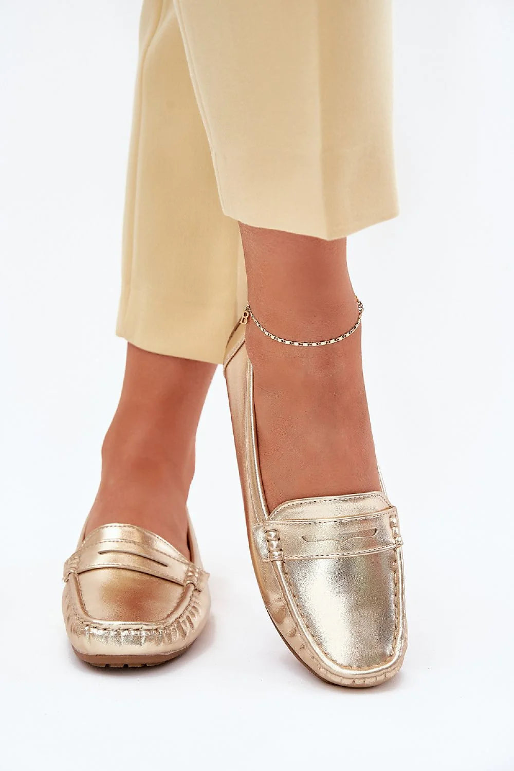 Mocassins pour femme élégants style décontracté chic cuir écologique doré métallisé anti-glisse confortable occasion quotidienne et semi-formelle