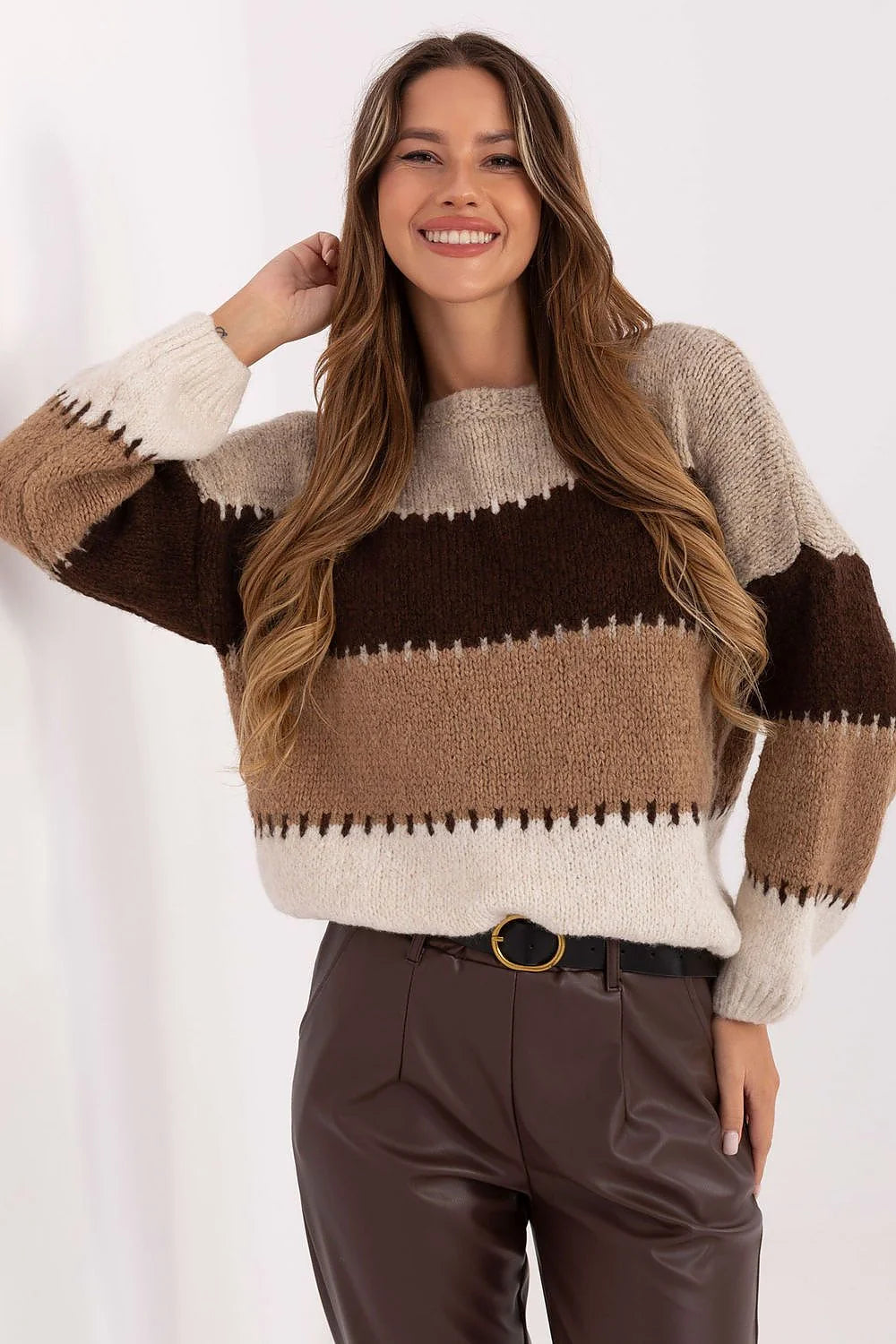 pull femme oversize maille épaisse rayures horizontales beige camel chocolat col rond manches longues bouffantes cocooning coupe boxy courte bordcotes