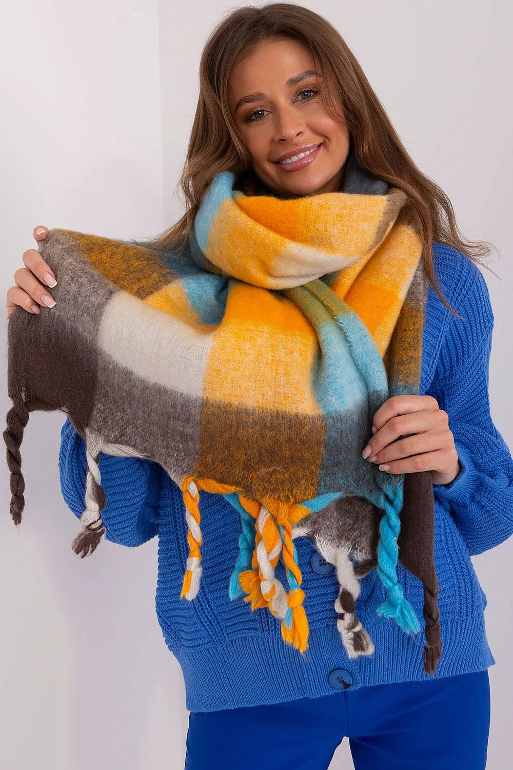 châle long carreaux colorés doux oversize plaid hiver grand franges tressées mohair duvetyne volumineux chaud cosy polyvalent élégant femme