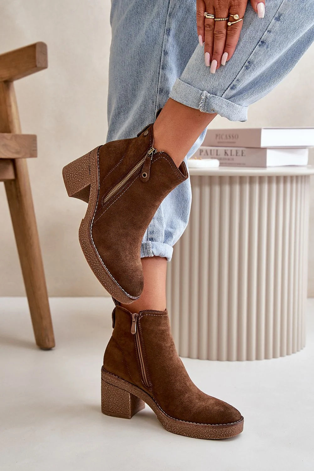 Bottes Chelsea femmes suédine écologique talon carré fourrure synthétique confort automne hiver style moderne élégant