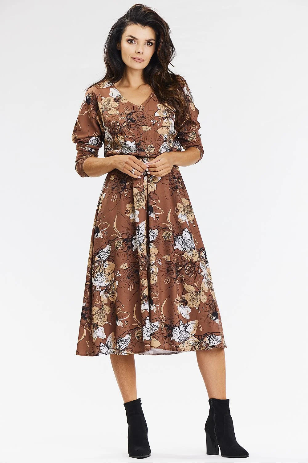 Robe boho-chic mid manches longues encolure V taille cintrée tissu floral marron femme occasion élégante
