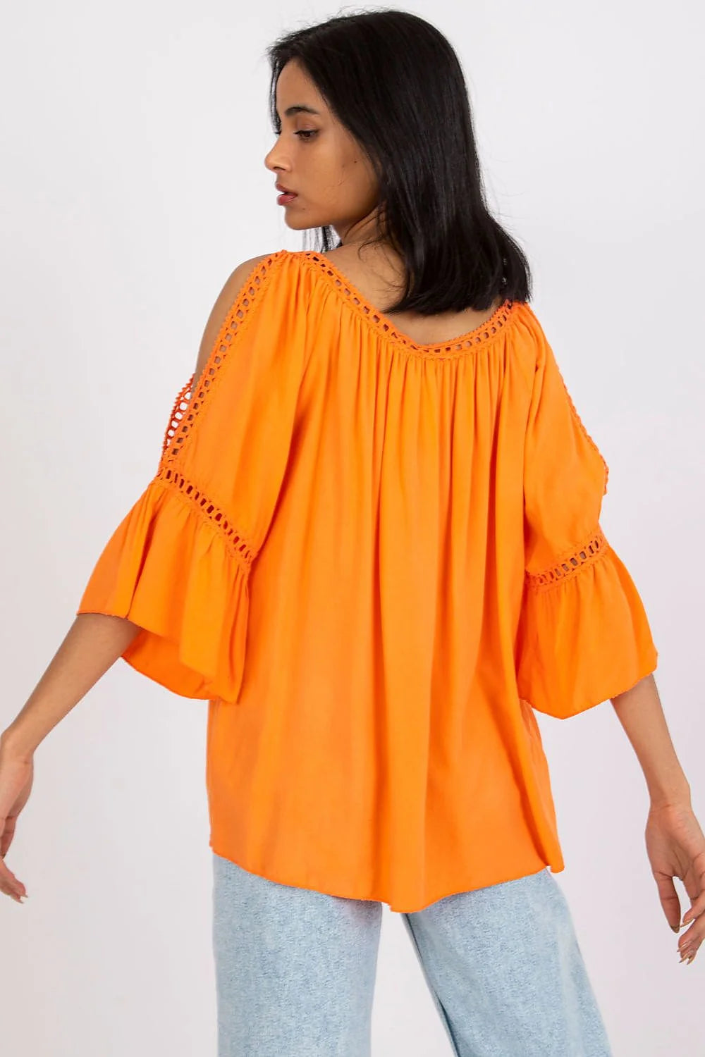 chemisier Och Bella orange vif viscose léger respirant ample fluide encolure arrondie fronces manches troisquarts coldshoulder évasées dentelle ajourée bohème