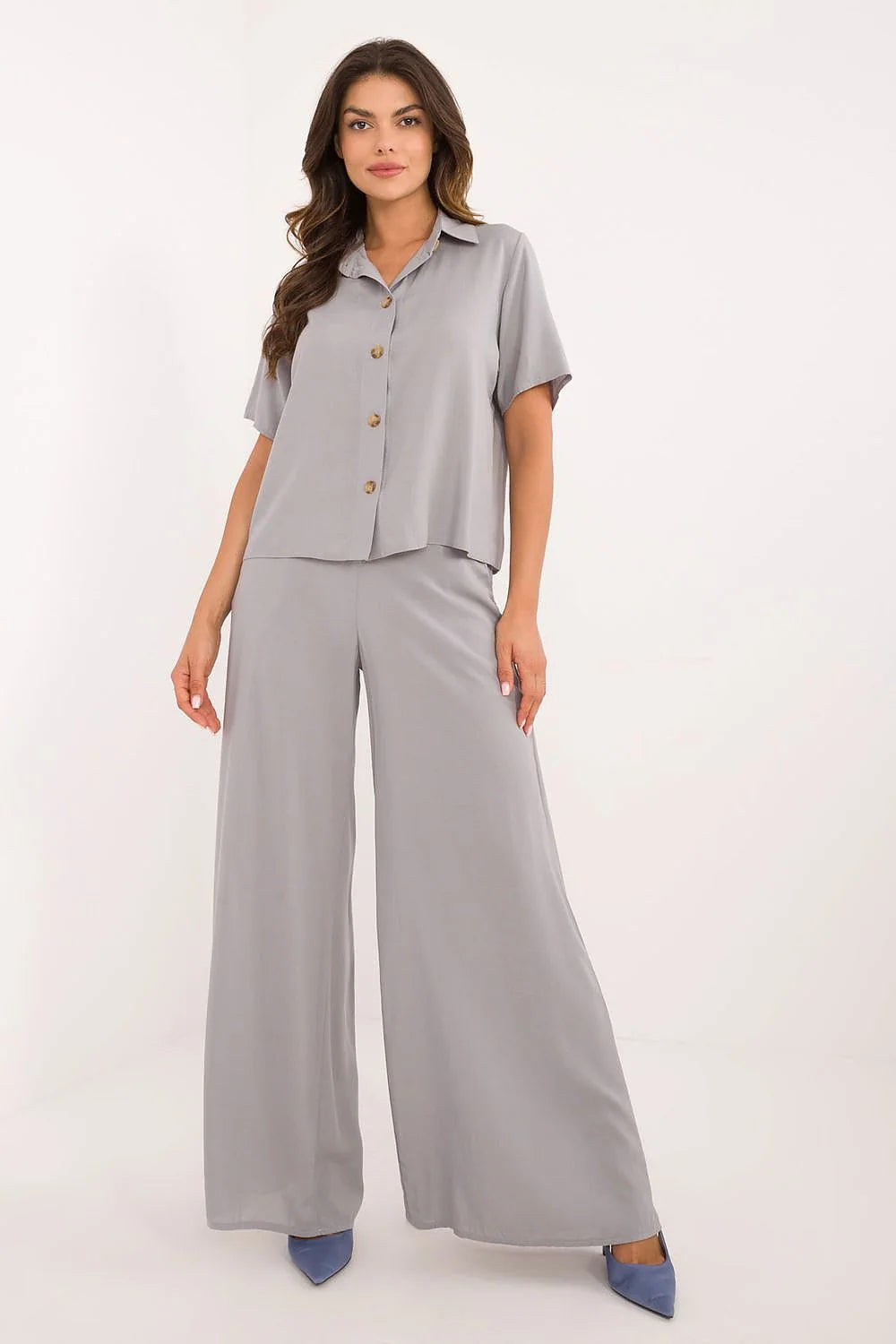 ensemble lakerta chemise manches courtes col classique pantalon taille haute coupe fluide viscosé gris perle femme
