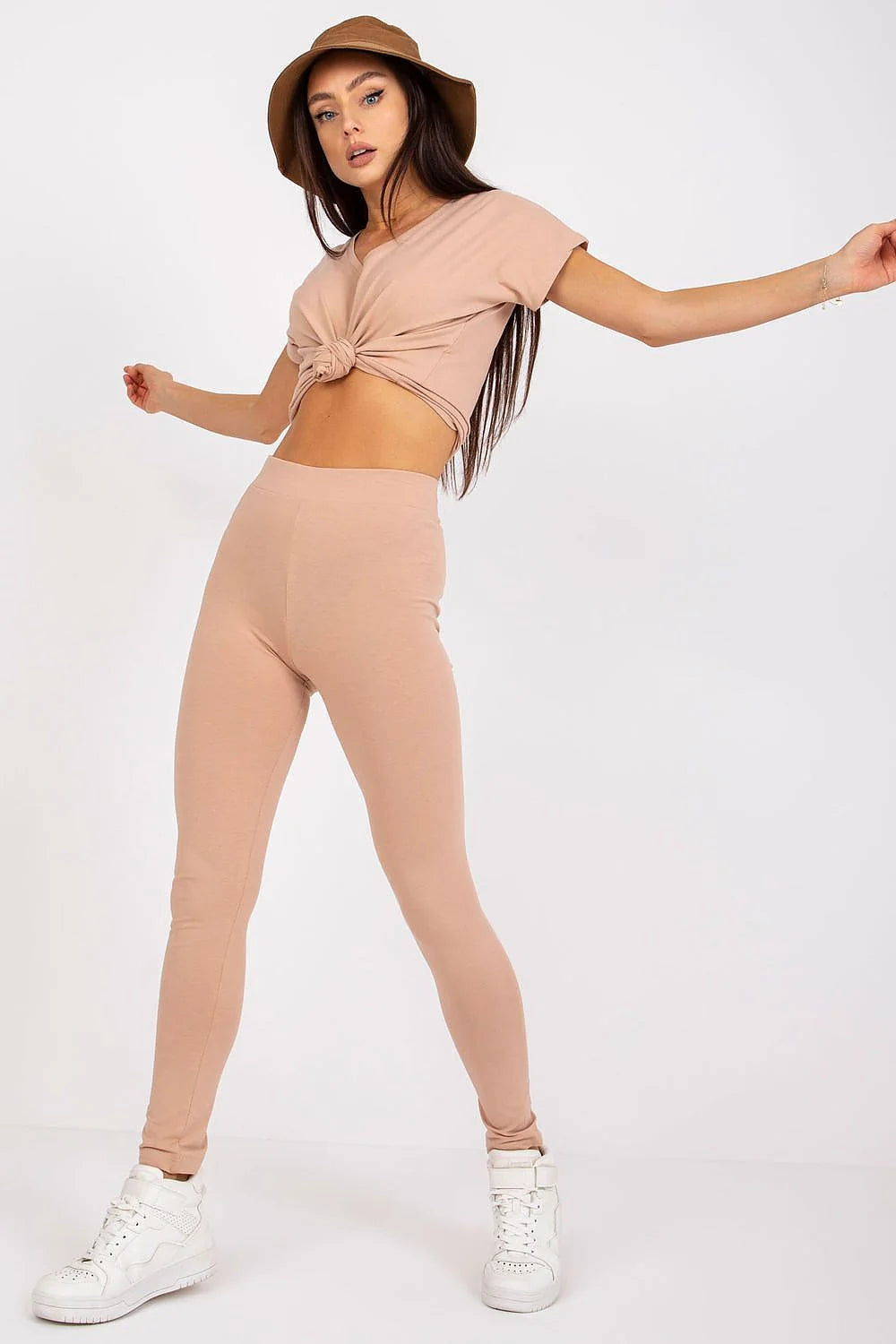 Ensemble mode femme short legging vert émeraude design tendance coupe ajustée taille haute occasion décontractée