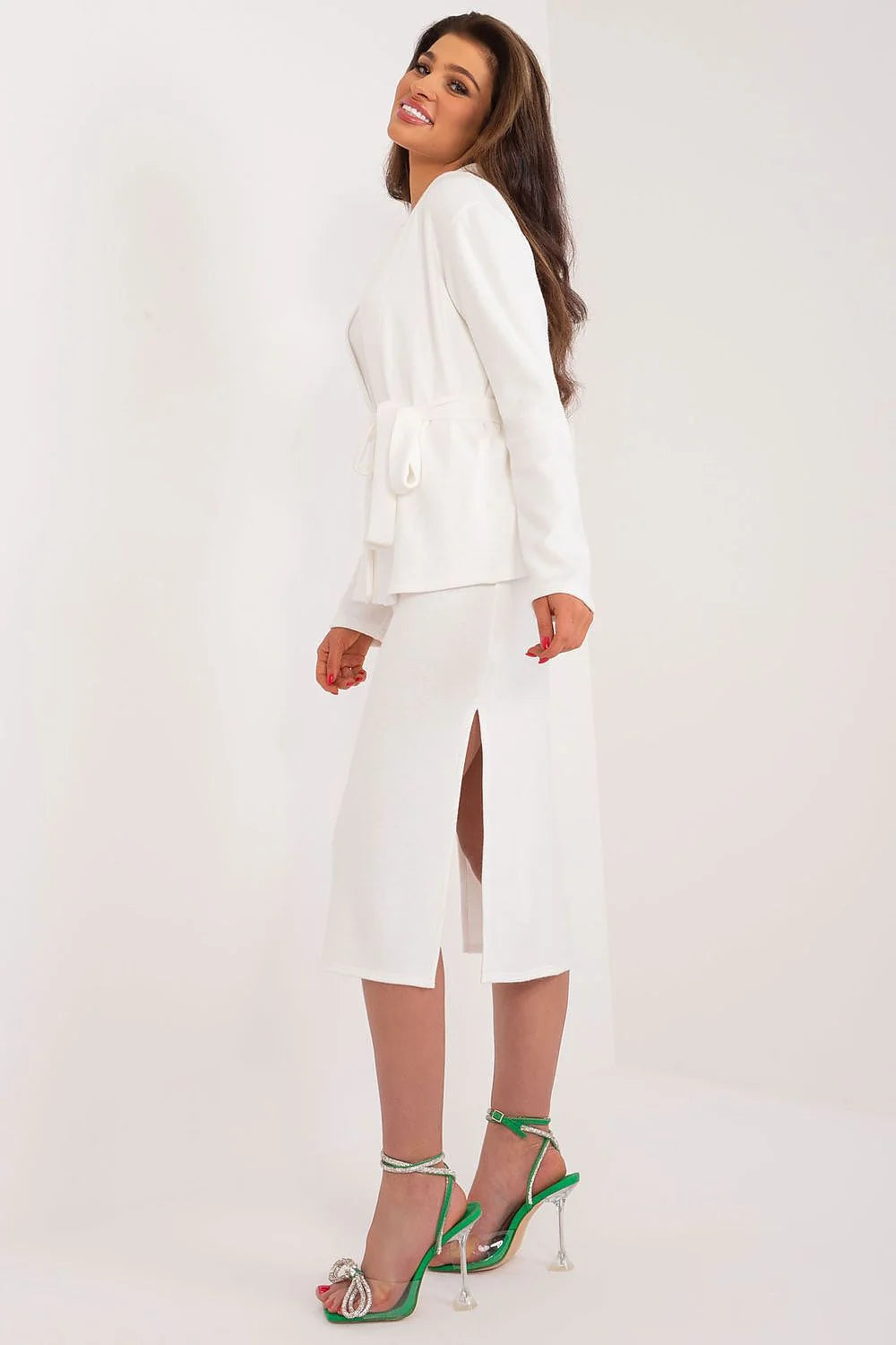 Ensemble mode femme élégant intemporel Lakerta coupe droite ceinture intégrée matelassage soie coton minimaliste raffiné