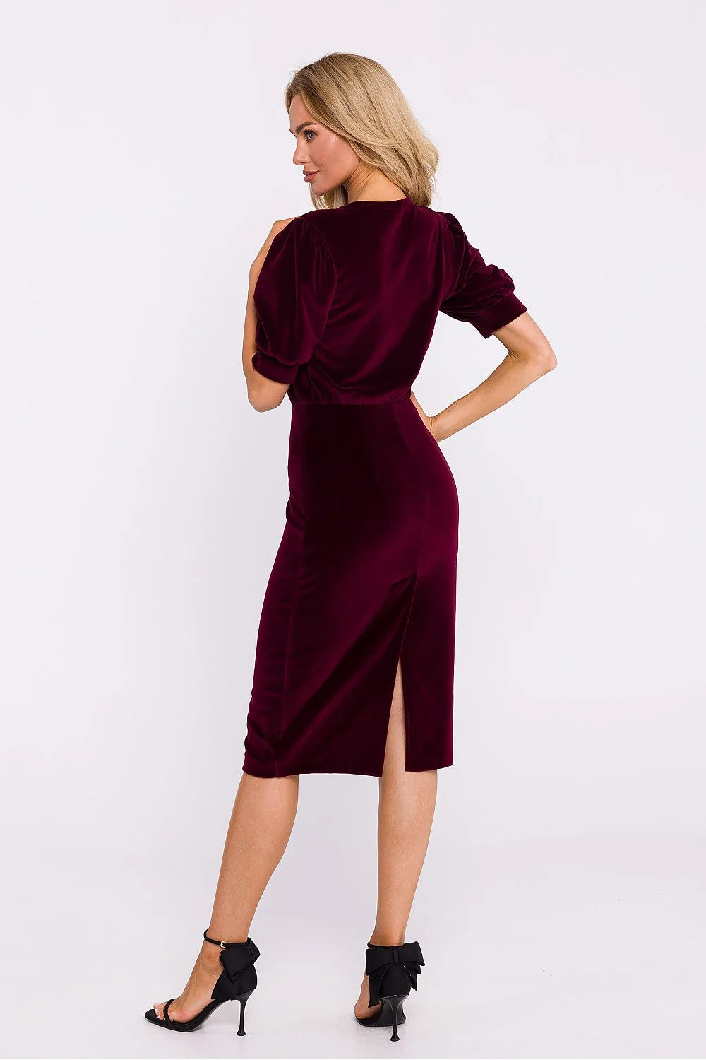 Robe de jour élégante en velours manches courtes dos fendu couleur bordeaux taille ajustable femme