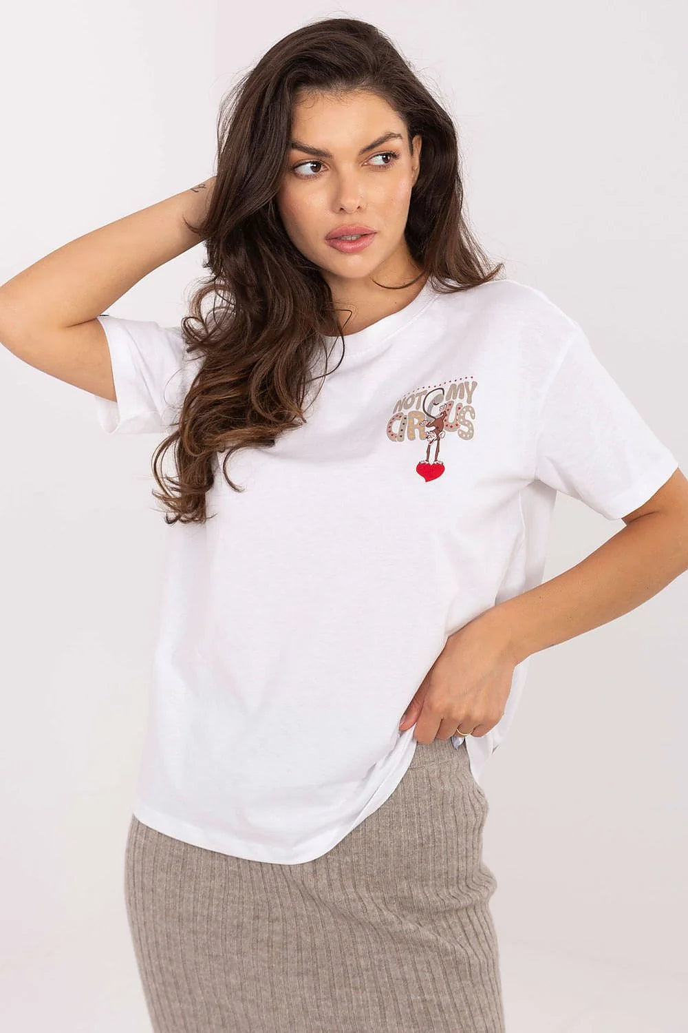 tshirt femme blanc imprimé col rond manches courtes décontracté coton jersey doux motif poitrine notmycircus coeur rouge retro coupe hanches