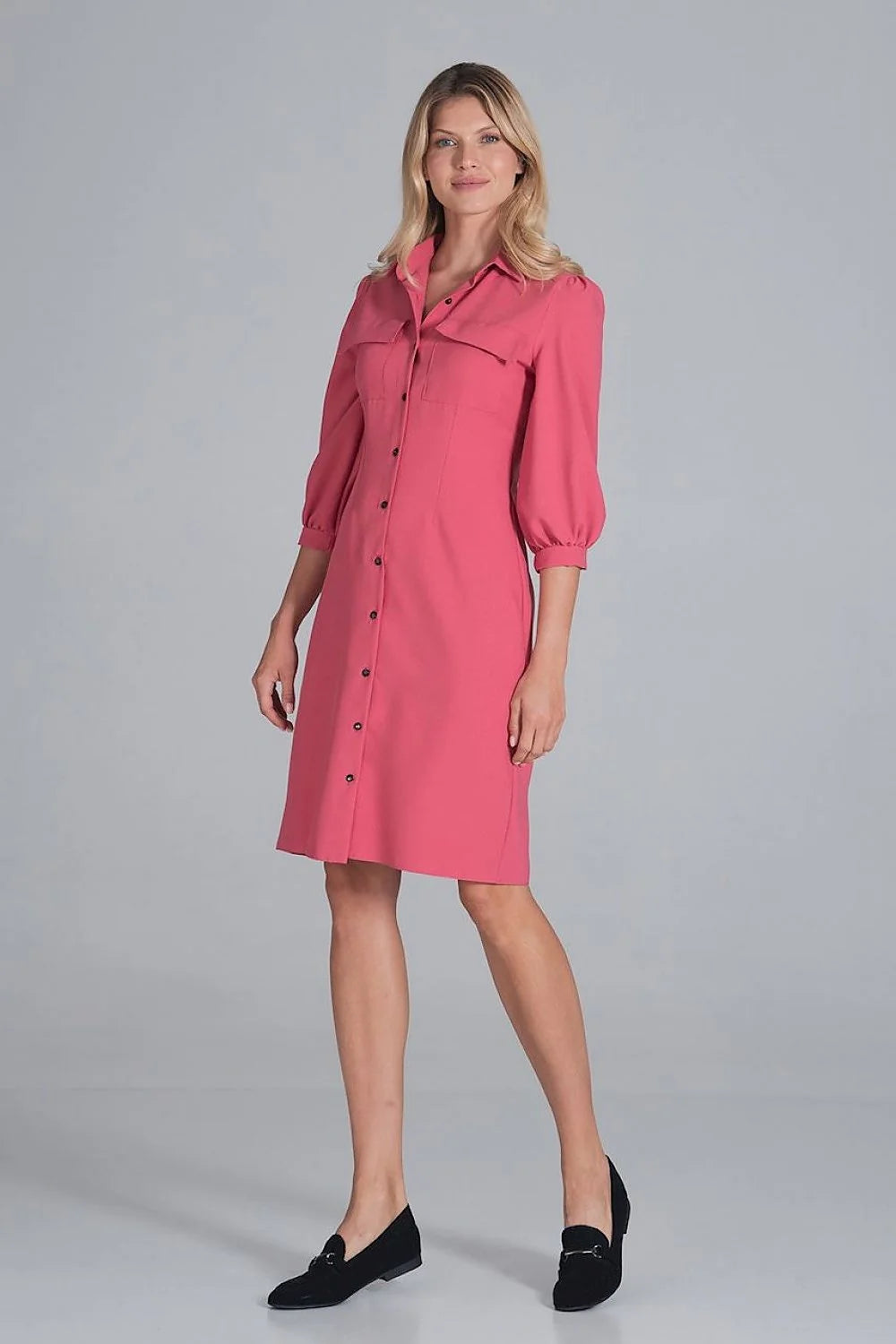 robe chemise midi beige polyester coupe semi ajustée col revers manches troisquarts bouffantes poignets boutonnés poches poitrine boutons noirs
