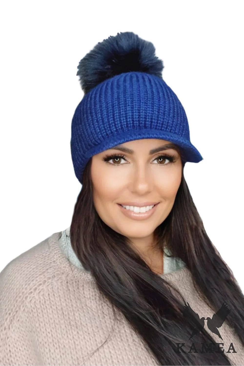 Bonnet d'hiver pour femme style moderne visière bleu marine pompon laine mohair isolation thermique confort froid