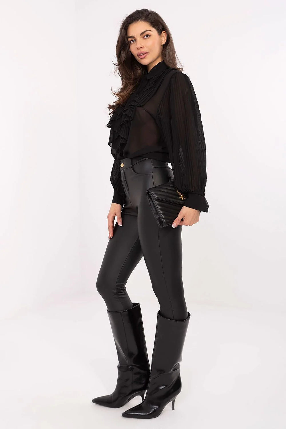 chemise femme noire col classique lavallière nouée jabot plissé volants superposés manches longues transparentes ballon chiffon léger fluide polyester élasthanne