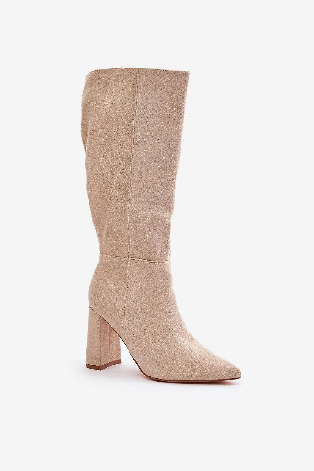 bottes suédine écologique beige hautes genou ajustée talon carré 9cm bout pointu fermeture éclair intérieure coutures discrètes doublure confort élégantes