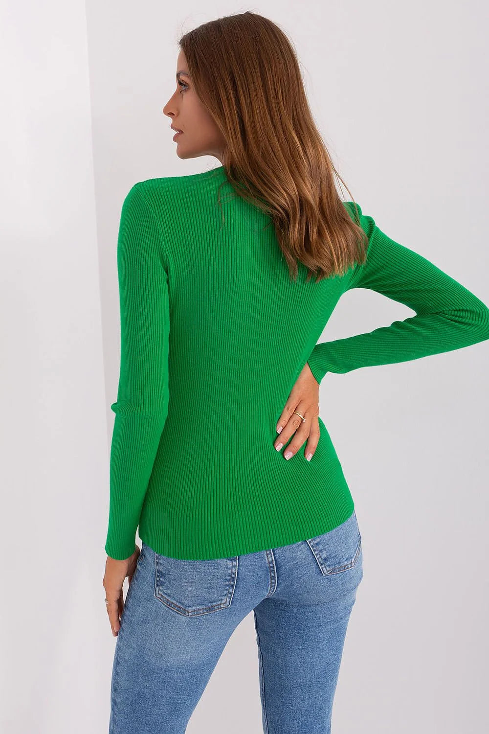 Pull femme vert vif manches longues encolure V boutons ajusté viscose élasthanne mode automne hiver
