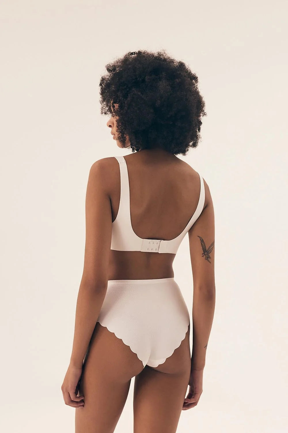 Soutien-gorge rembourré Henderson moderne sans armature coussinets amovibles culotte taille haute stretch microfibre blanc femmes