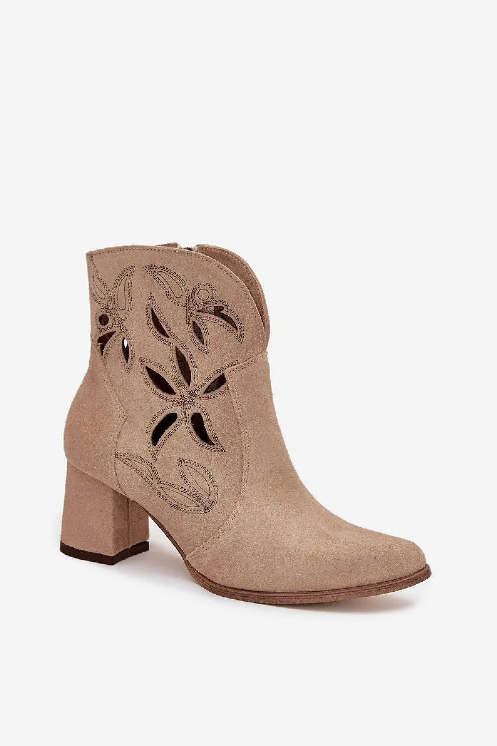 bottes femme suède beige taupe ajourées découpes florales surpiqûres bout pointues talon bloc moyen fermeture éclair intérieure antidérapantes confortables élégantes