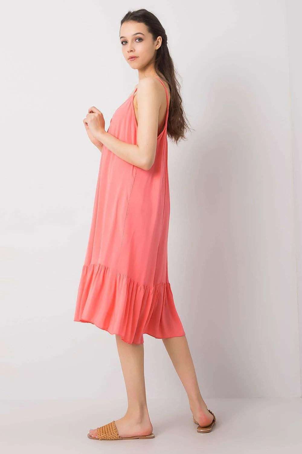 Robe de jour Och Bella robe été style décontracté couleur corail matériau léger bustier évasé volant bas femmes occasion plage ville