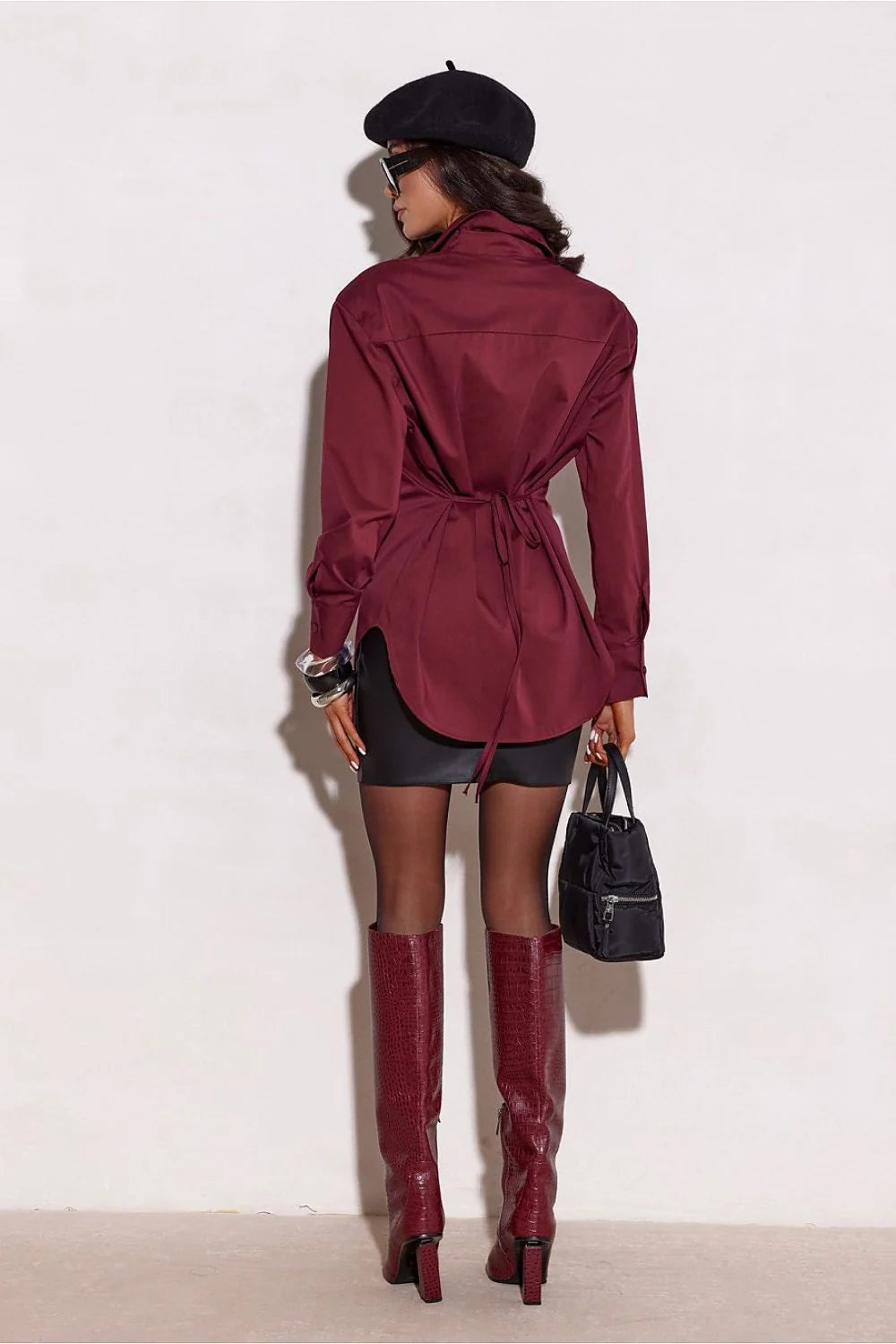 chemise manches longues tunique bordeaux coupe droite oversize col classique patte boutonnage poche poitrine poignets boutonnés popeline ourlet