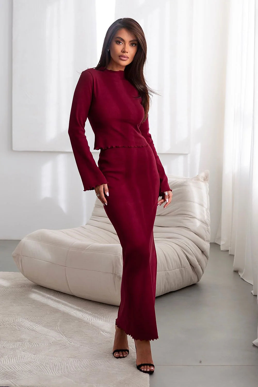 Ensemble IVON élégant intemporel bordeaux tissu tricoté manches longues jupe droite occasion semi-formelle femme
