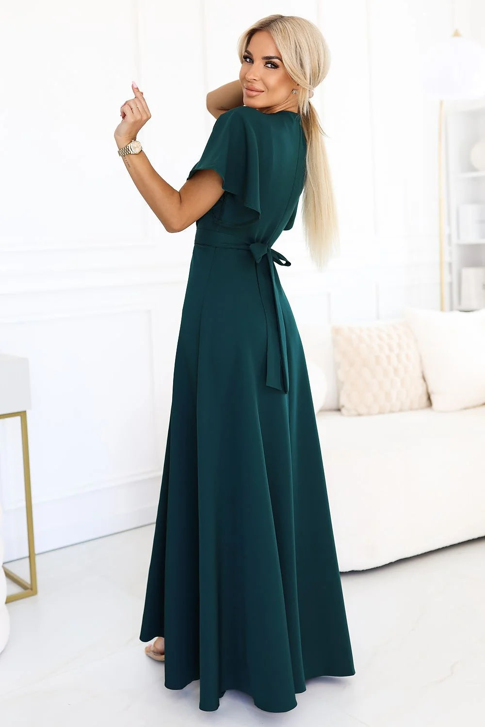 robe longue soirée vert émeraude portefeuille décolleté V enveloppant manches kimono larges ceinture intégrée taille marquée fente haute