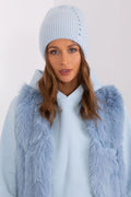 Bonnet d'hiver côtelé pour femme en acrylique et angora bleu pastel avec détails brillants, veste sans manches en fourrure synthétique et sweat à capuche