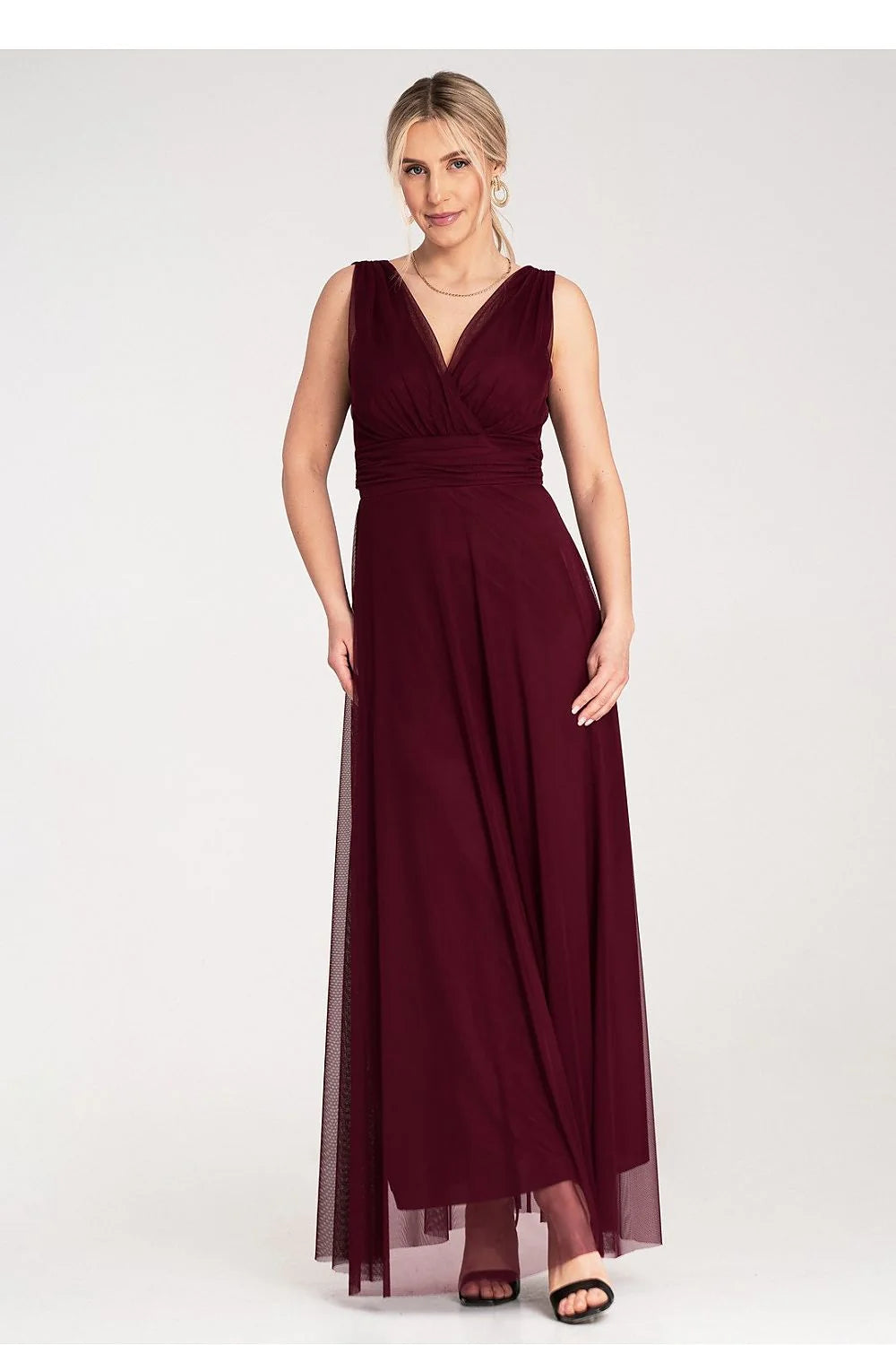 Robe de cocktail élégante longue sans manches dos nu tissu mousseline couleur bordeaux taille ajustable femme