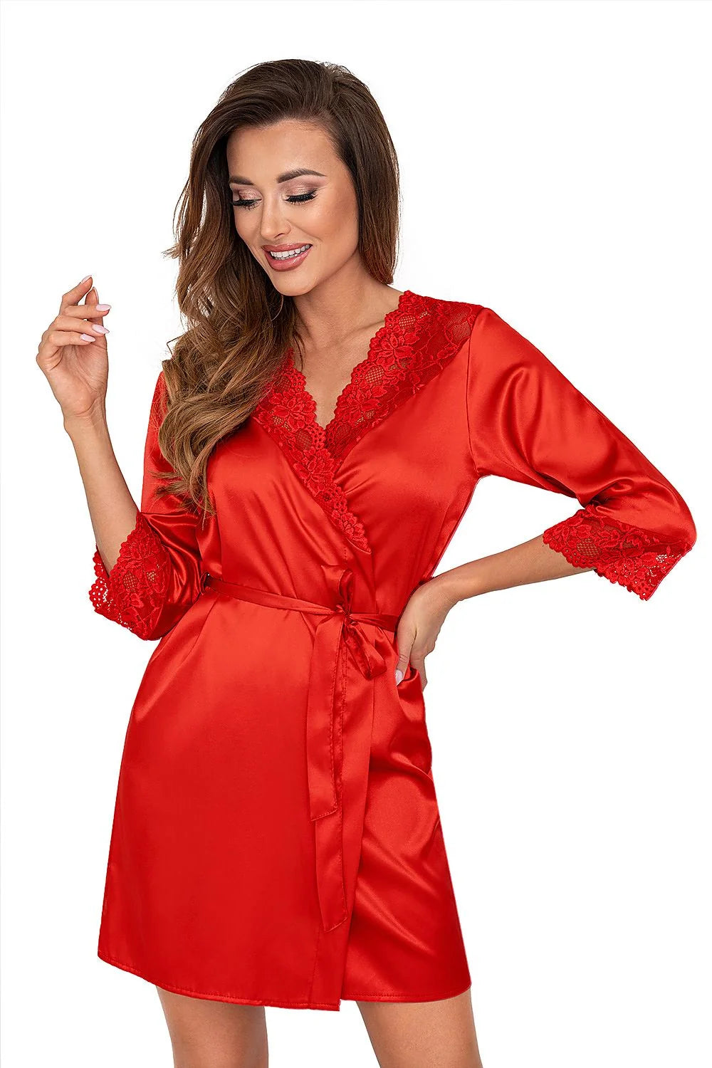 robe chambre femme satin rouge dentelle kimono ouvert court mi cuisse col V manches trois quarts ceinture ajustable soyeuse luxueuse
