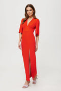 robe longue cocktail soirée rouge vif coupe colonne ajustée taille empire encolure V profonde fente frontale