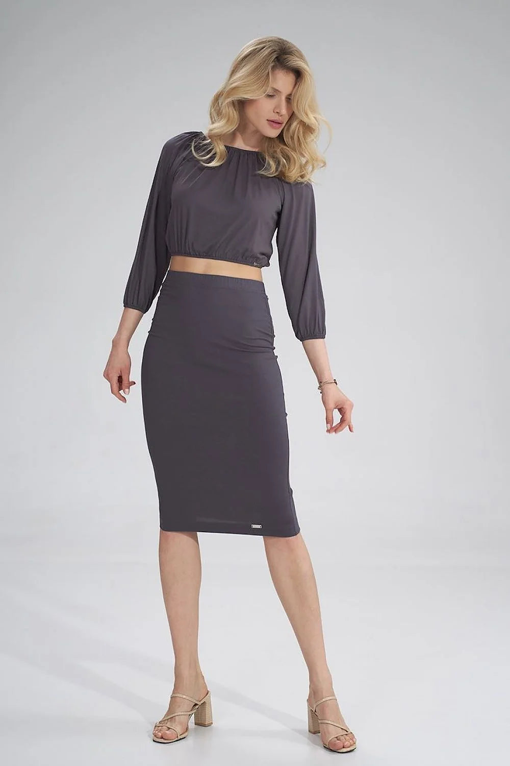 Chemisier en viscose élasthanne fluide kaki élégant manches longues encolure bateau pour femme moderne