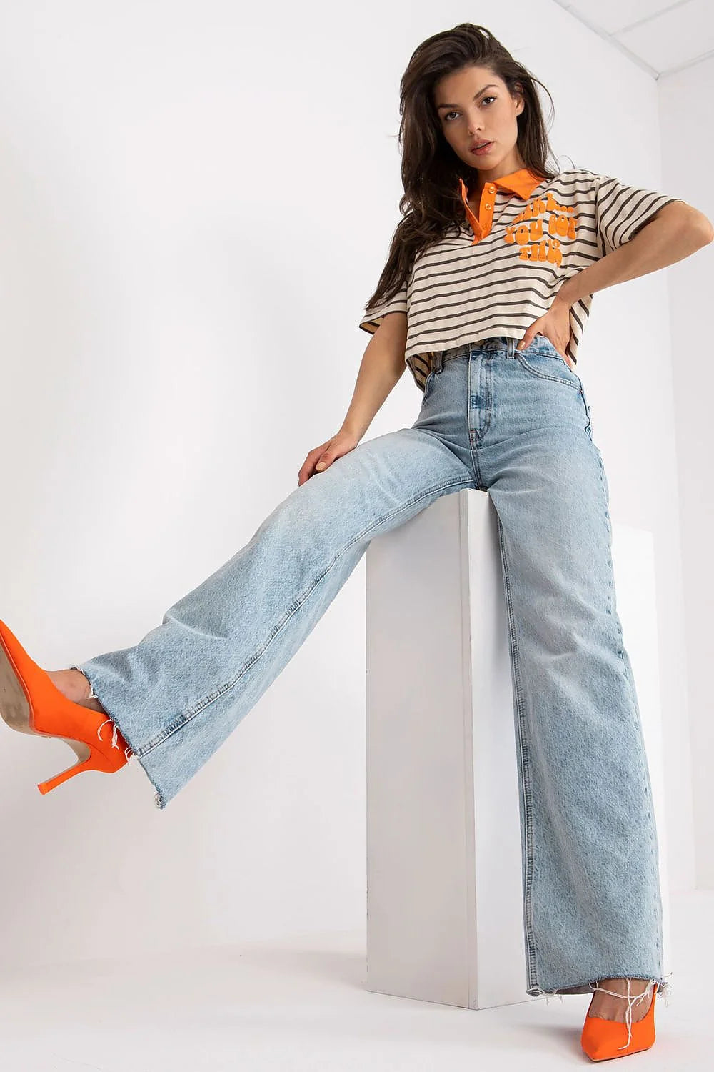 Haut et short en tissu rayé vert et blanc, coton élasthanne, style décontracté, crop top et taille haute, idéal pour été