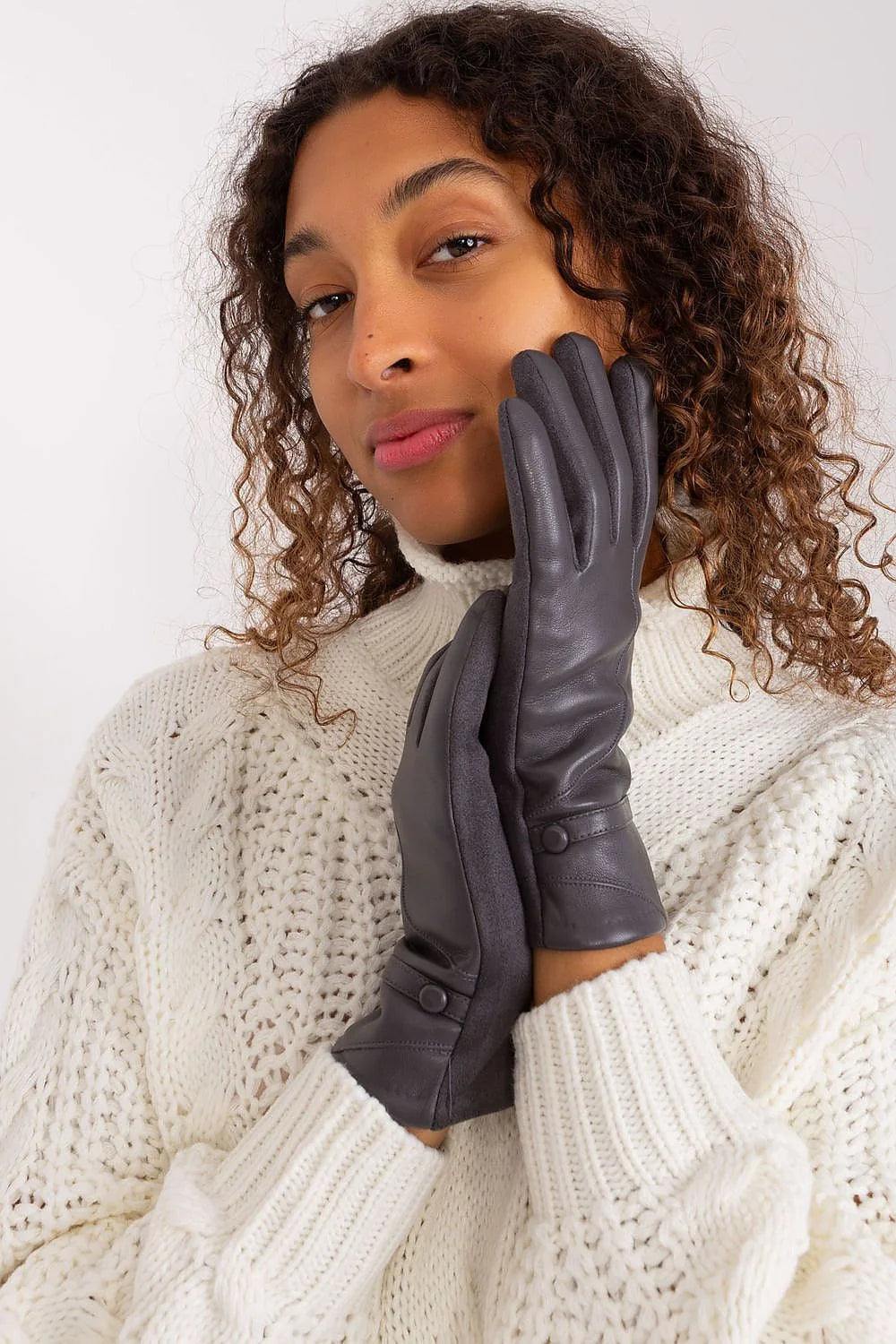 Gants élégants pour femmes en cuir gris foncé avec broderie fleur et boutons pression ajustables pour occasion formelle ou quotidienne
