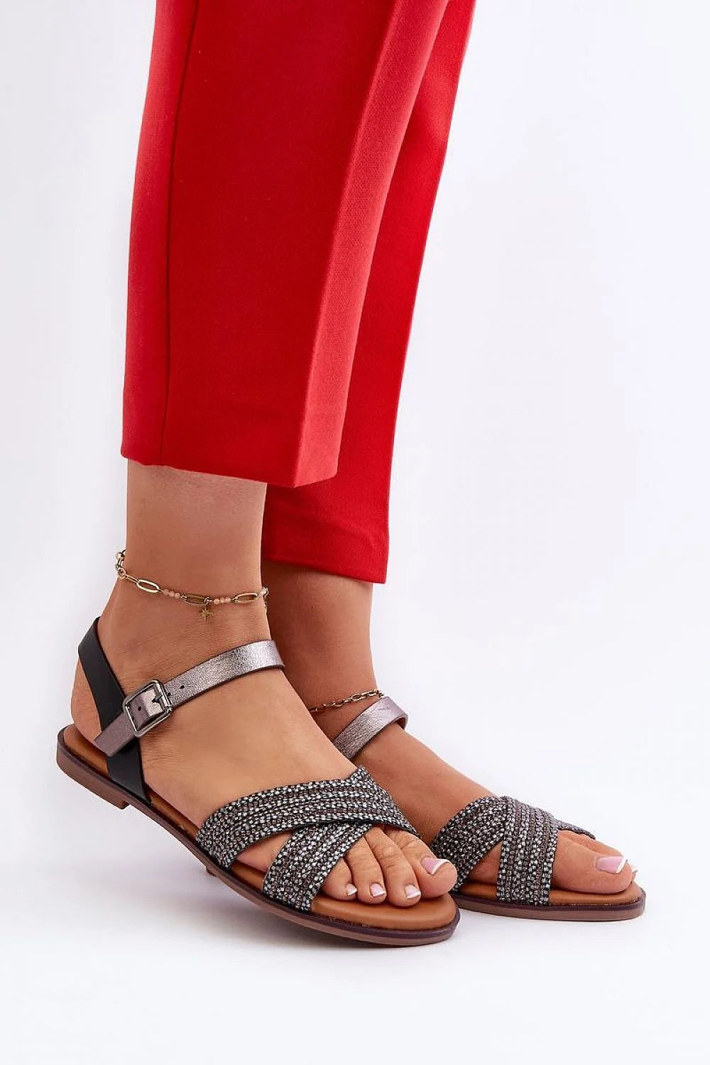 Sandales pour femme style casual chic lanières scintillantes cuir artificiel semelle plate taille ajustable sandales élégantes pour été